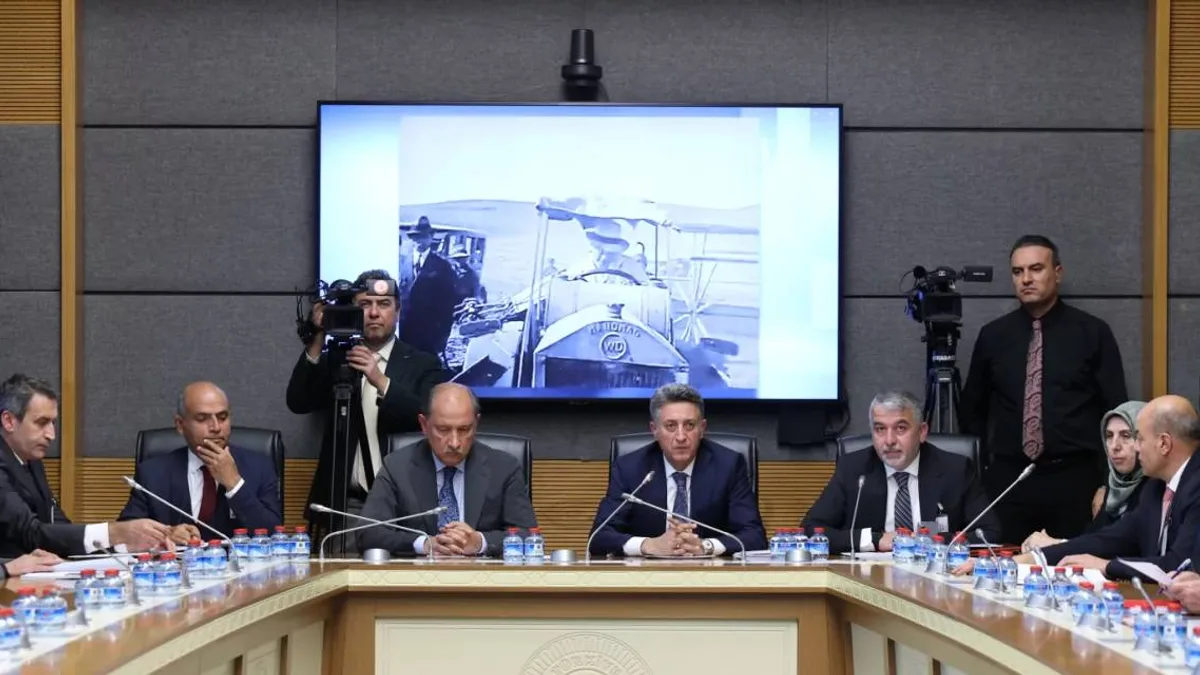 Atatürk Orman Çiftliği'nde süt ve bal üretimi