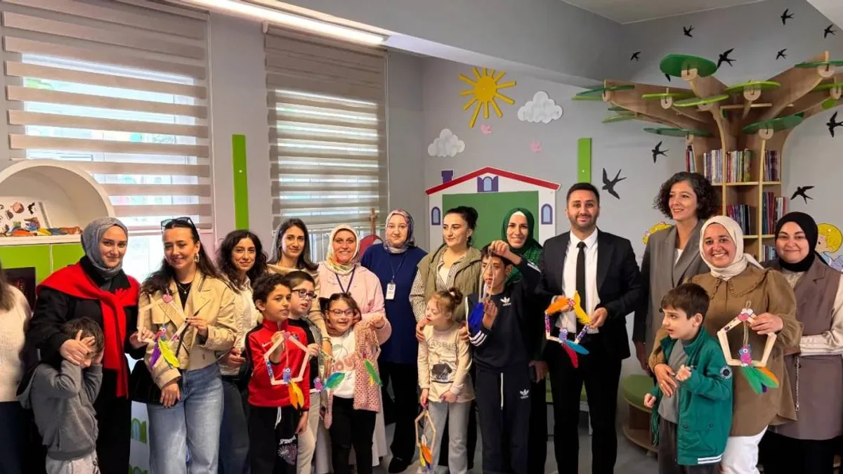 Miniklerin eğlence durağı: Çilekli Düşler Köyü