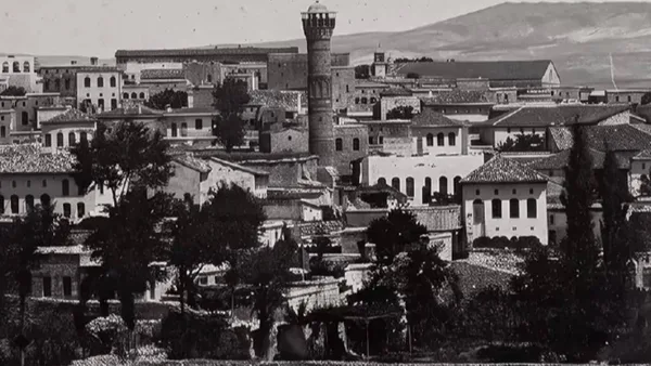 Antep Ermenileri kitabının kapak tasarımı.