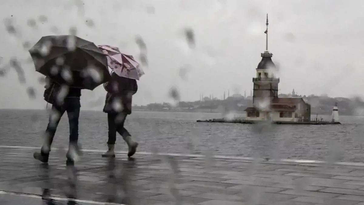İstanbul'da sağanak yağış ve fırtına öncesi kent genelinde alınan önlemler.