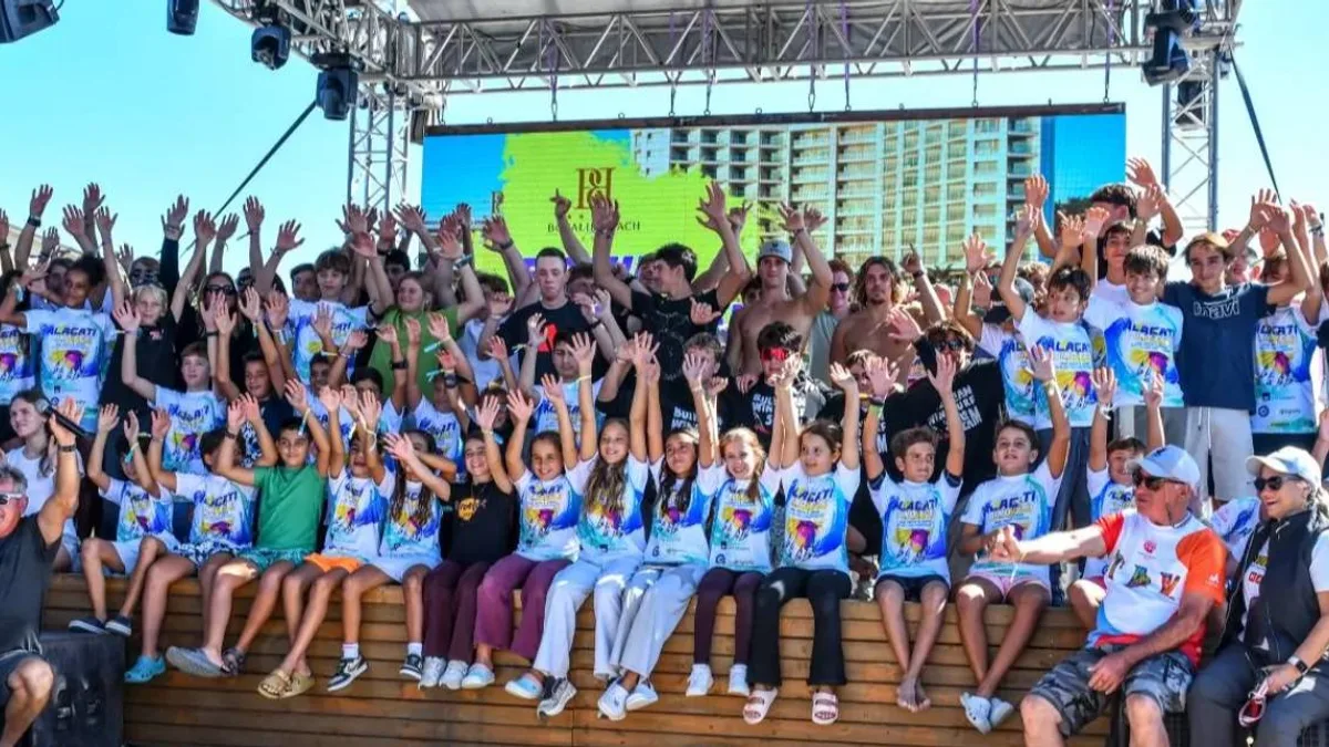Alaçatı Windfest 2026, 134 sporcu ile rüzgarla başladı
