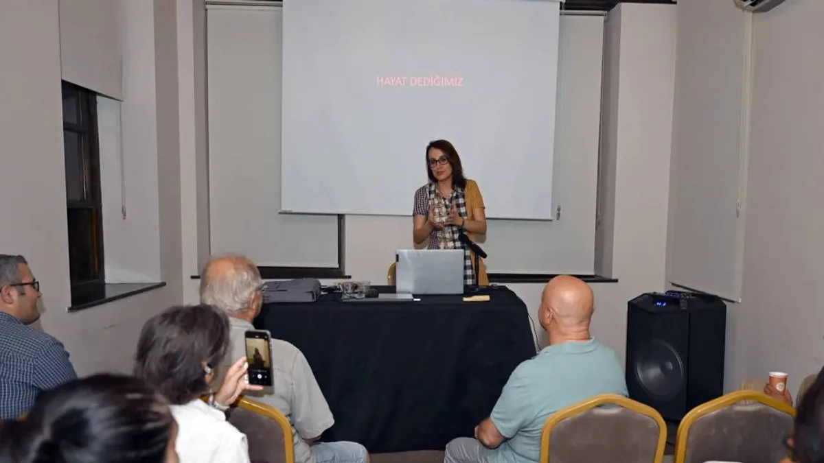 Mersin'de sanatın izleri her köşede görünür hale geliyor