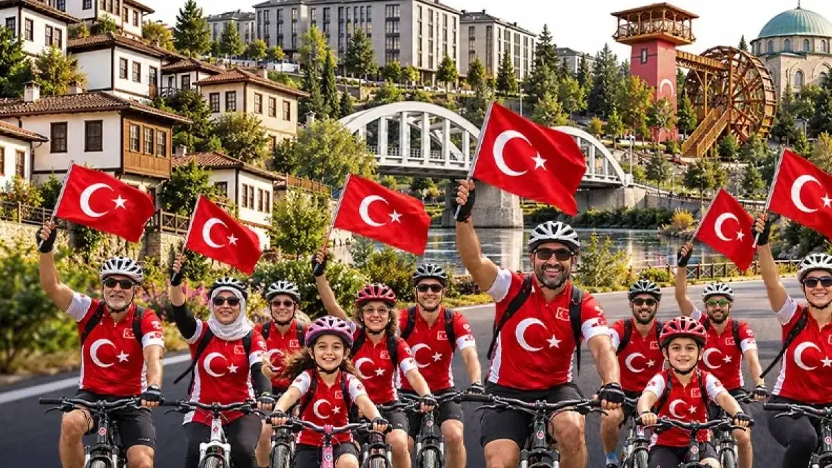 Sakarya'da gerçekleştirilecek Türkiye Pedallıyor Cumhuriyet Sürüşü için bisikletçiler hazırlıklarını sürdürüyor.