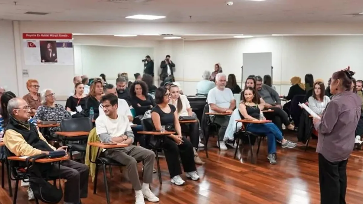 Maltepe'de tiyatro sanatı derinlemesine incelendi
