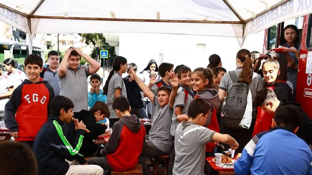Öğrencilere özel otobüsler yeniden yola çıktı