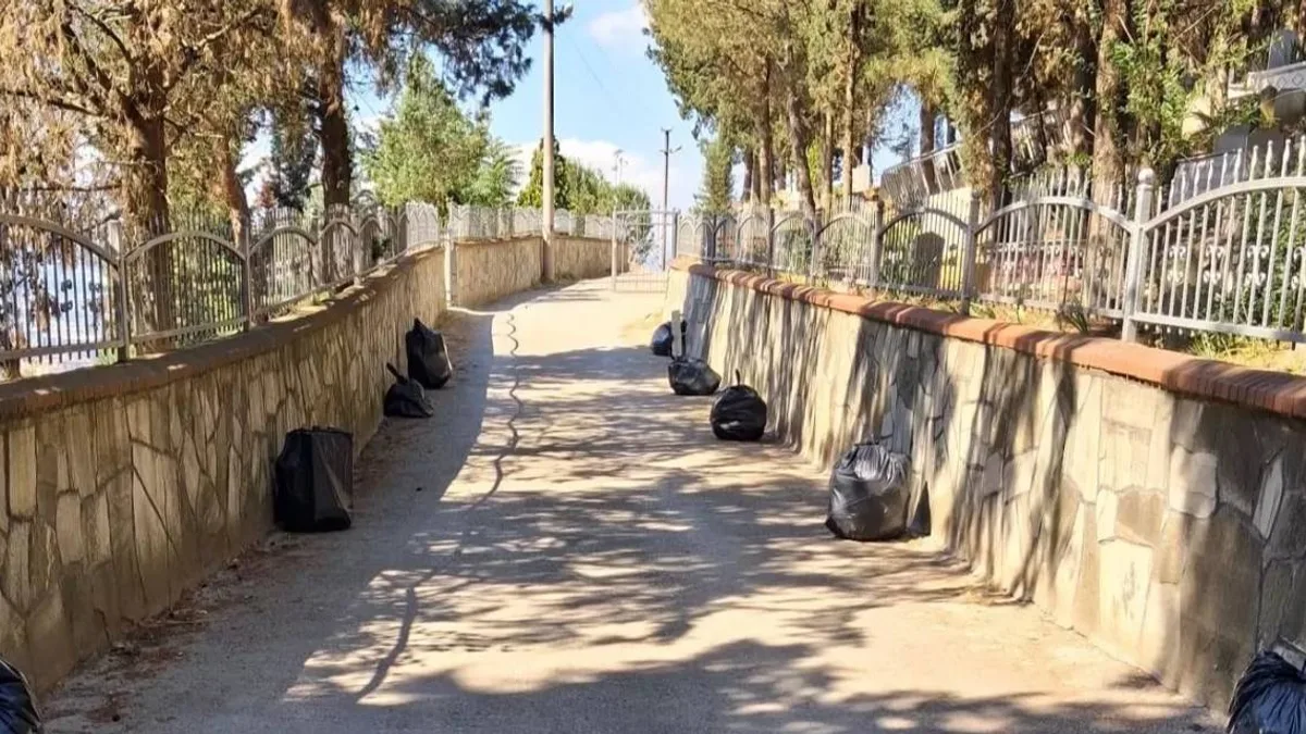 İzmit'teki mezarlıklar daha düzenli hale geliyor