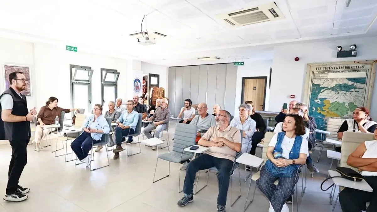 Efes Selçuk'ta zeytin üreticilerine yönelik eğitim programı