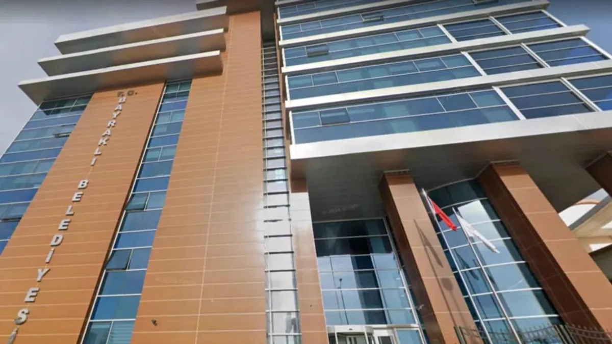 İzmir'de BAYBEL soruşturmasında 15 kişi tutuklandı