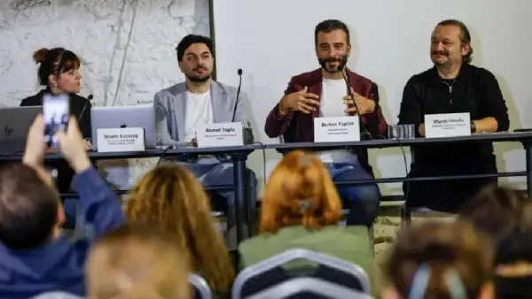 İzmirli genç tasarımcılar sektör profesyonelleriyle buluştu - Detay Görsel 2