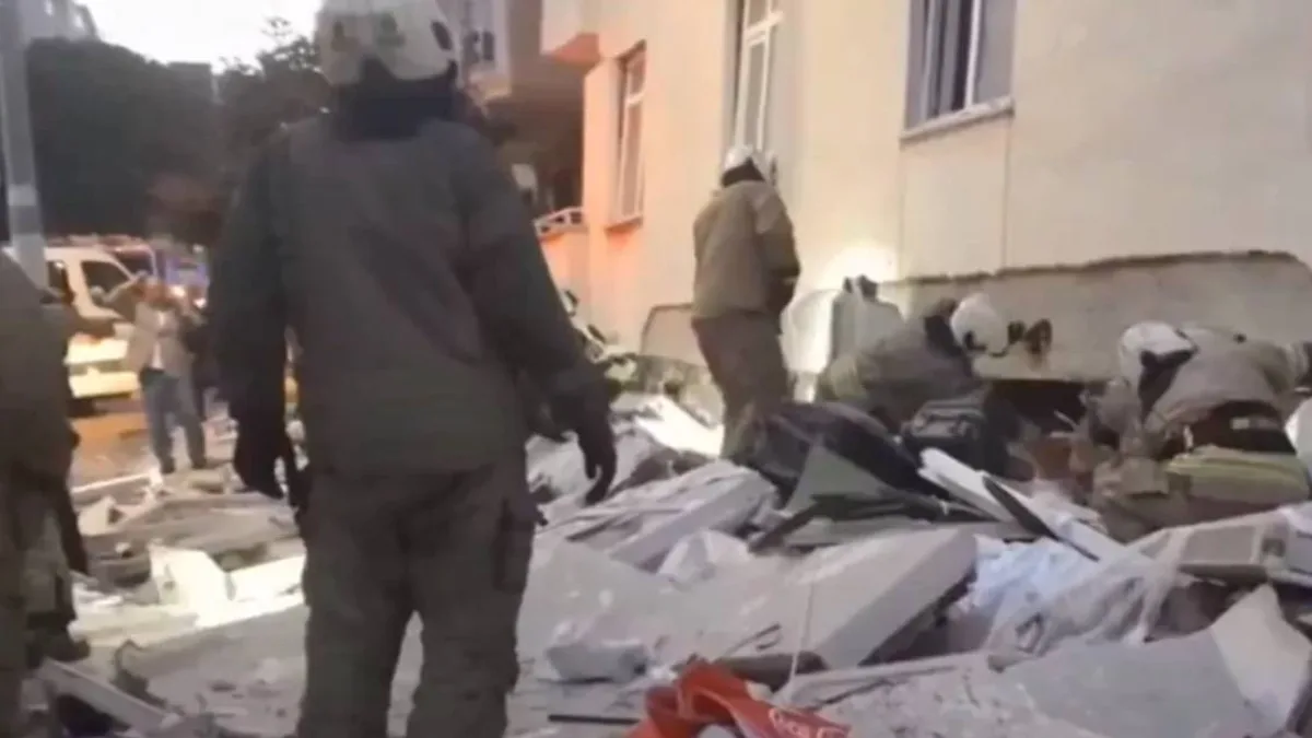 Maltepe'deki çökme olayında 8 kişi kurtarıldı, arama devam ediyor