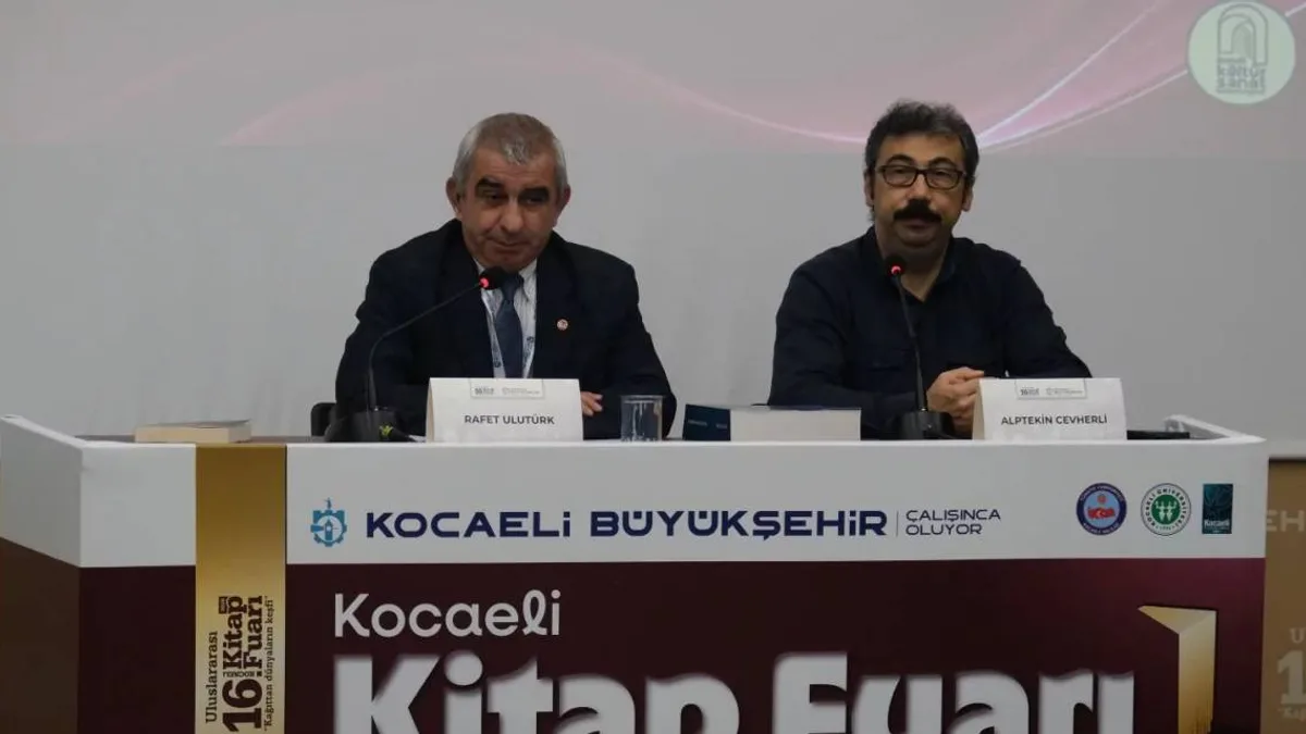 Kocaeli Kitap Fuarı'nda Filistin'e Şiirsel Destek