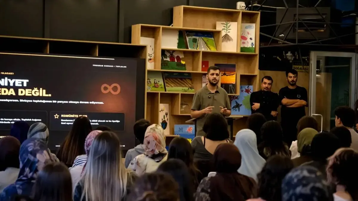 Divizyon yeni dönem gelişim programları topluluk buluşması gerçekleştirildi.