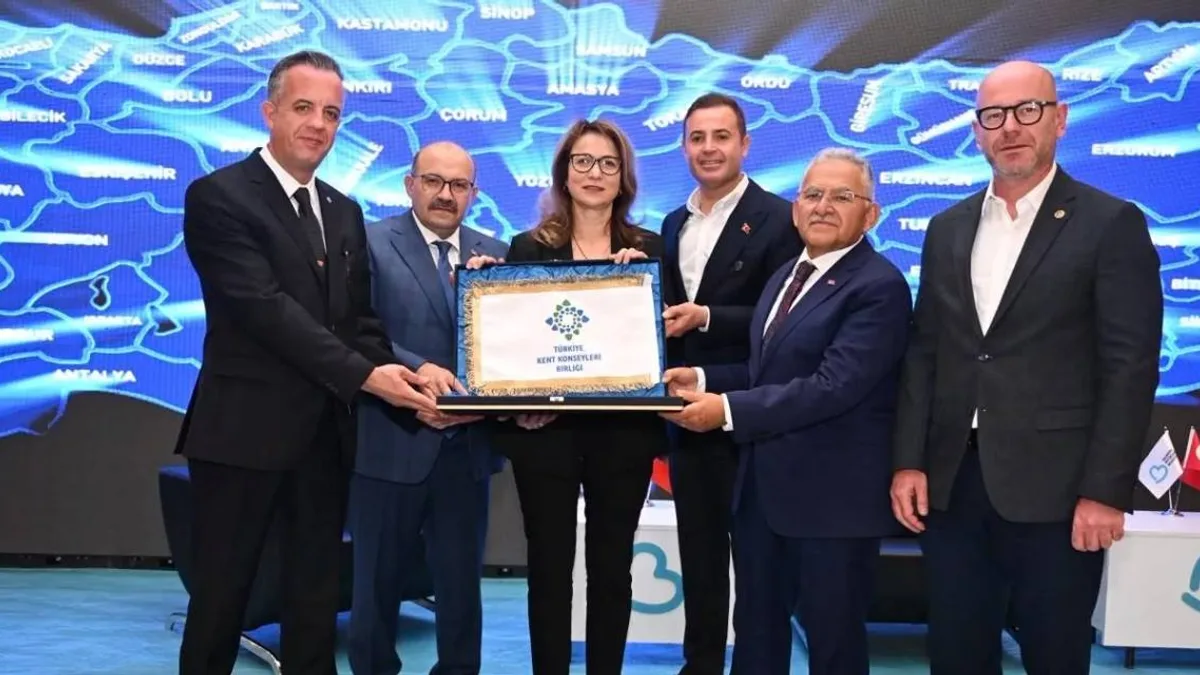 Balıkesir'de kent konseyleri bir araya geldi