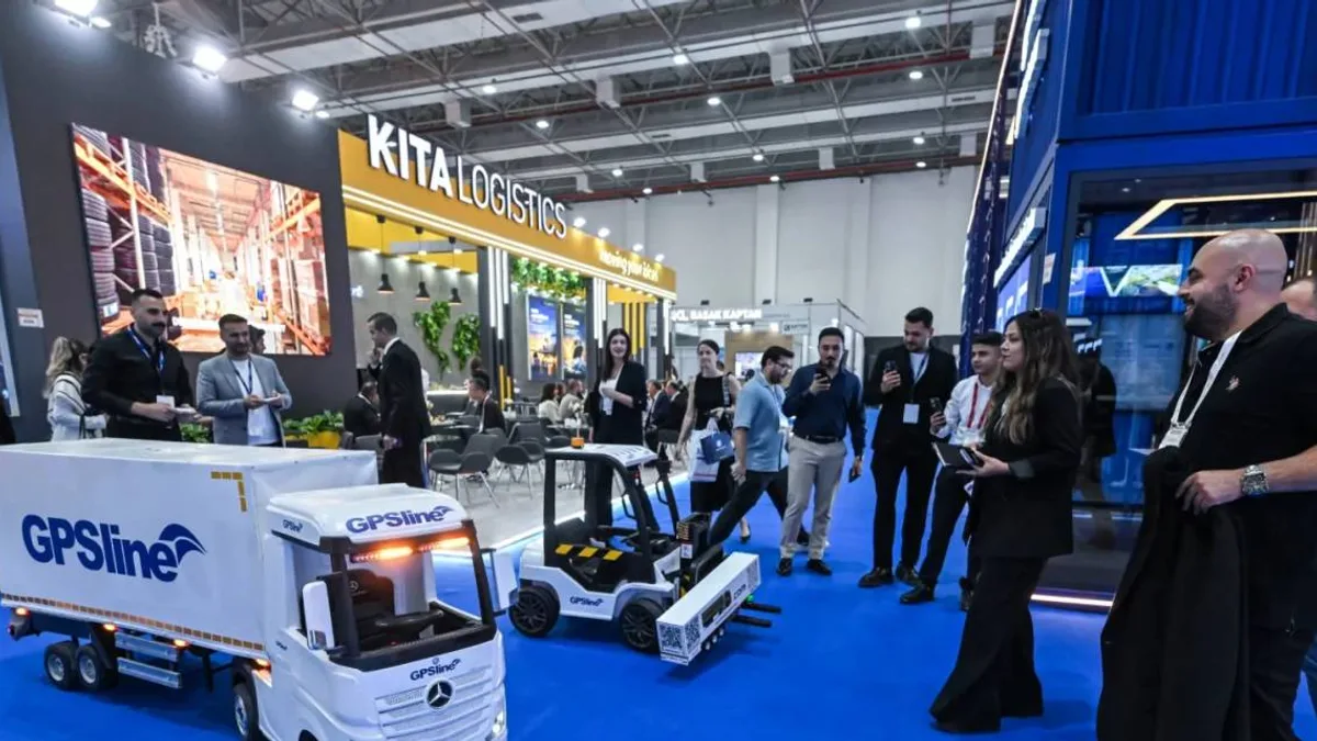 LOGISTECH 5. Uluslararası Lojistik, Depolama ve Teknolojileri Fuarı'ndan bir görüntü.