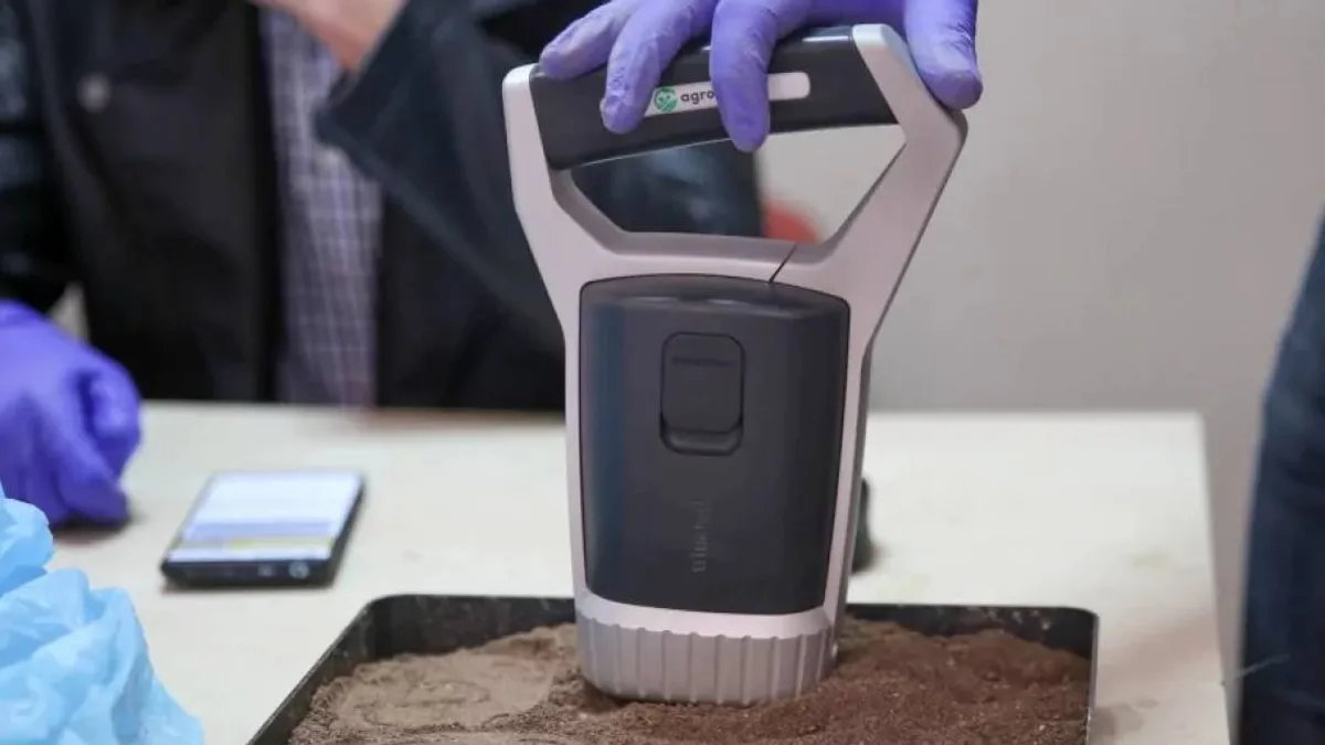 Üreticilere toprak analizi desteği sunuluyor
