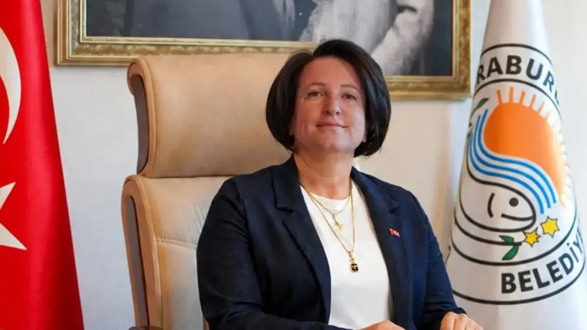 Karaburun Belediye Başkanı İlkay Girgin Erdoğan parti binasındaki gelişmelerin ardından istifa kararını duyurdu.