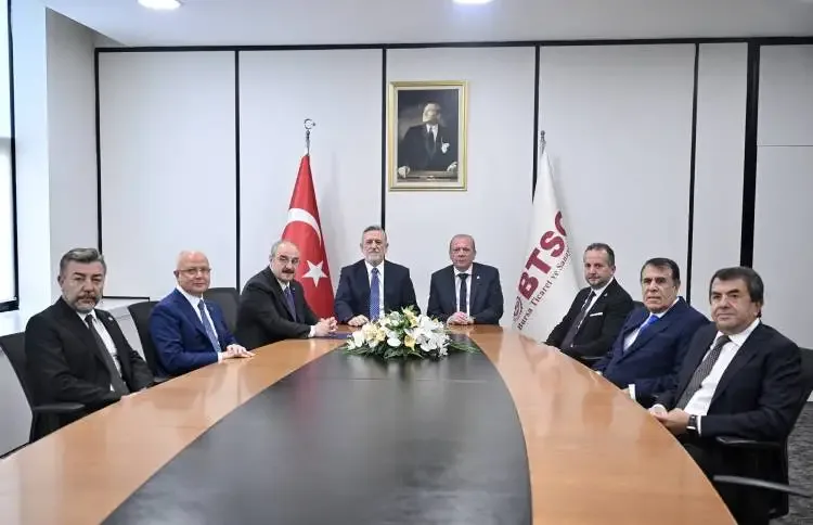 BTSO'da devir teslim töreni gerçekleşti - Detay Görsel 2
