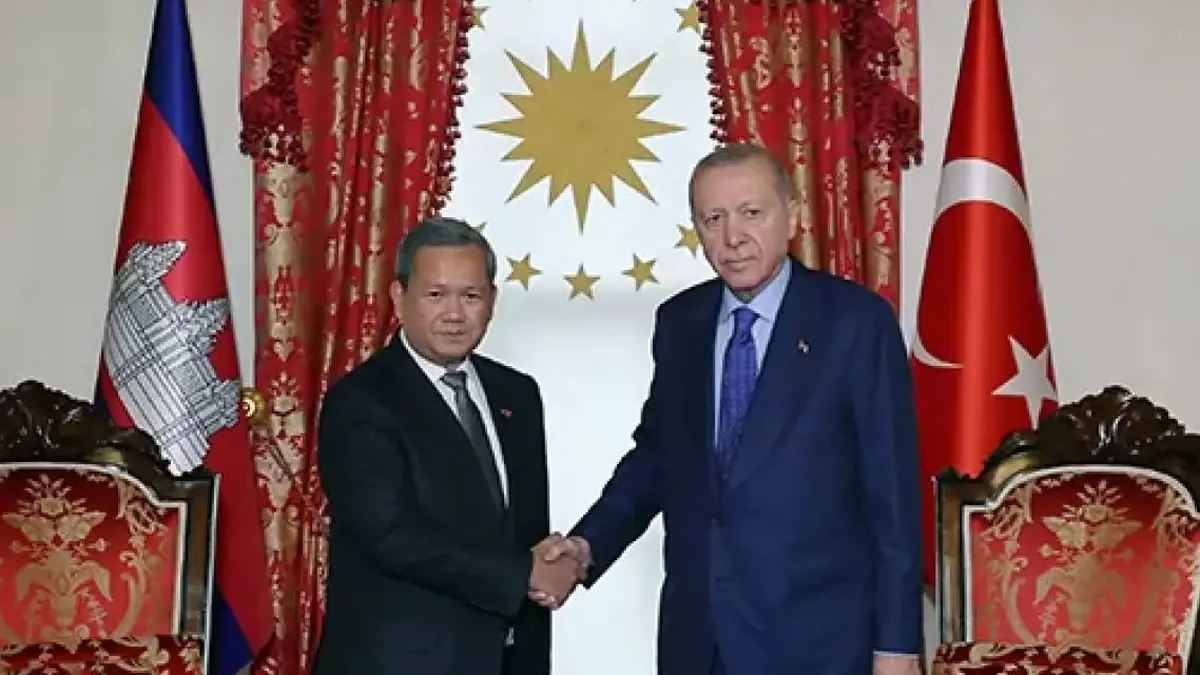 Cumhurbaşkanlığı Dolmabahçe Ofisi'nde Kamboçya Başbakanı Hun Manet karşılandı.