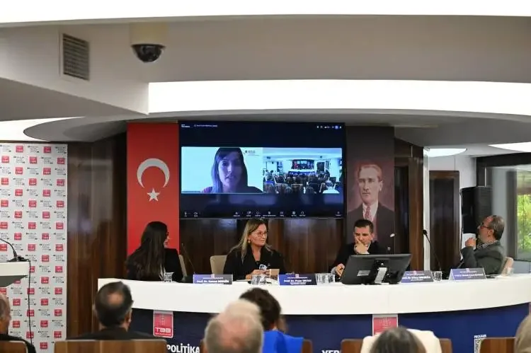 İzmir'in sosyal belediyecilik uygulamaları, Türkiye'deki yerel yönetimlere örnek teşkil etti - Detay Görsel 1