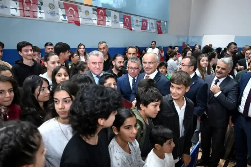 Bakan Bak, Melekbaba Spor Tesisini ziyaret etti - Detay Görsel 1