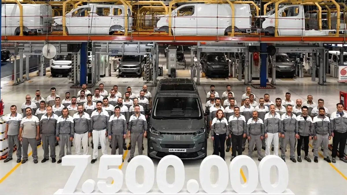 Tofaş, 7,5 milyonuncu aracı olan Fiat Ulysse'yi üretti.