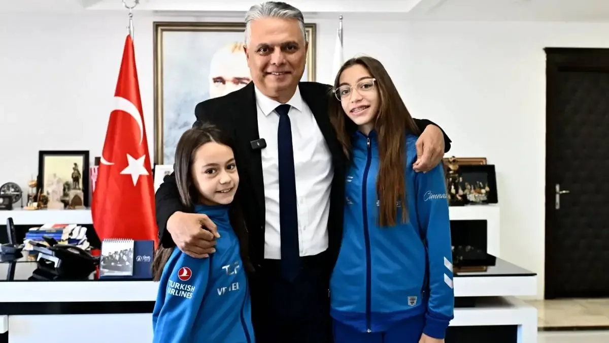 Asel Lina Şahin, Balkan Şampiyonası'nda iki altın madalya kazandı.
