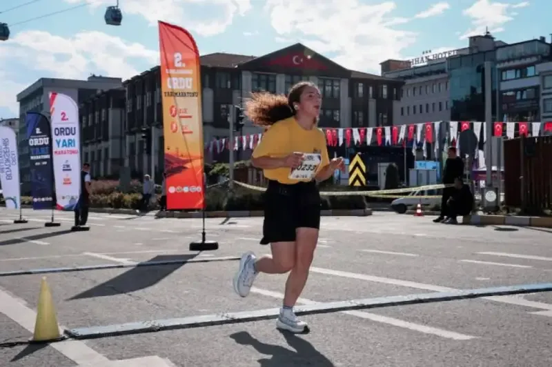 Ordu Yarı Maratonu'nda ödüller sahiplerini buldu - Detay Görsel 1