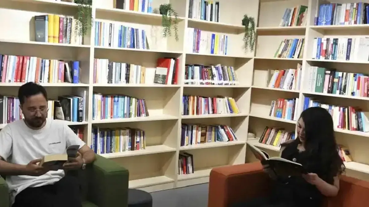 Ankara'da Esat Hâl’e Ruşen Keleş Kütüphanesi