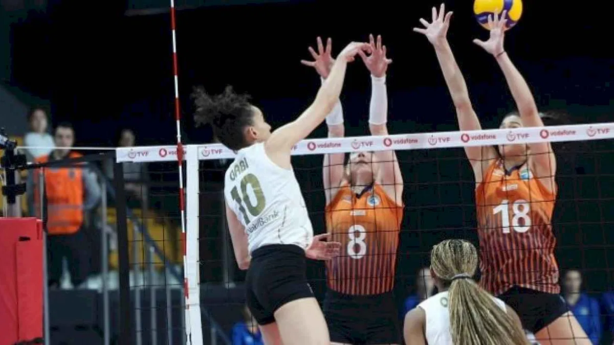 Vakıfbank Çukurova'yı rahat geçti