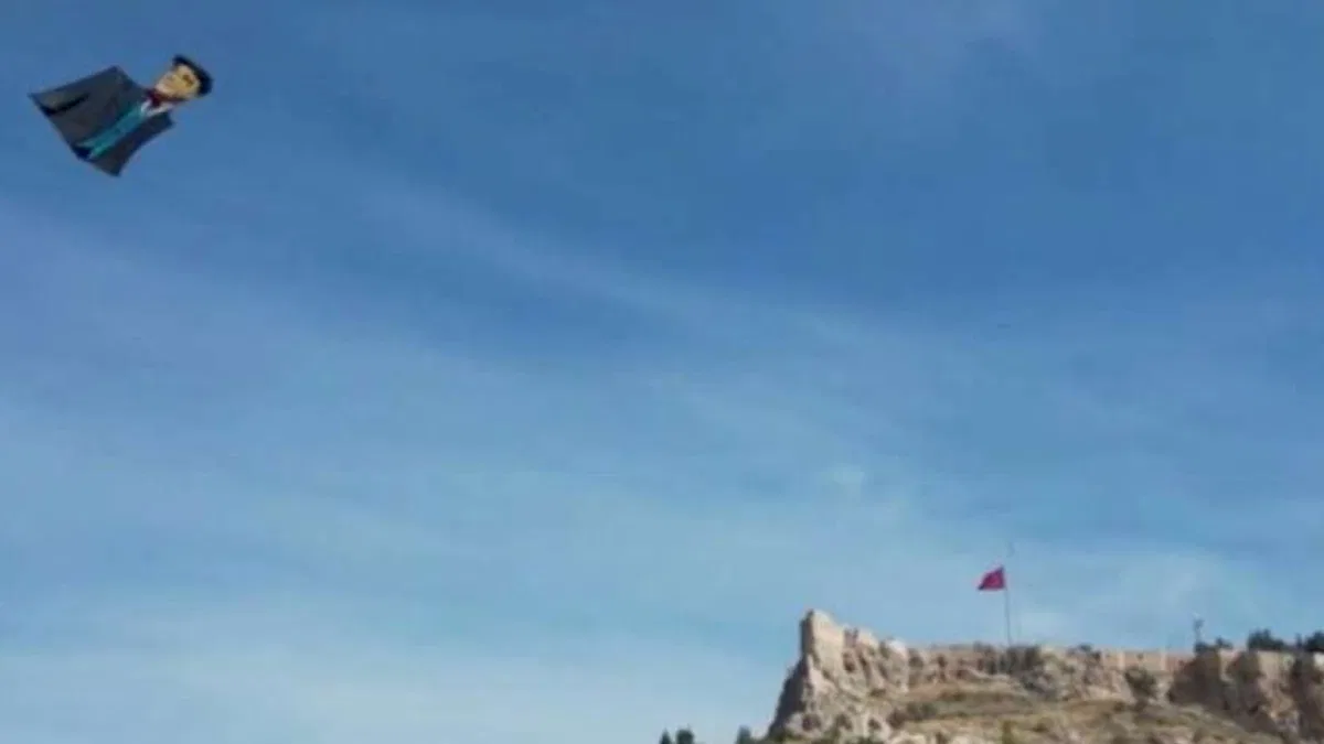 Atatürk 10 Kasım’da Mardin semalarında