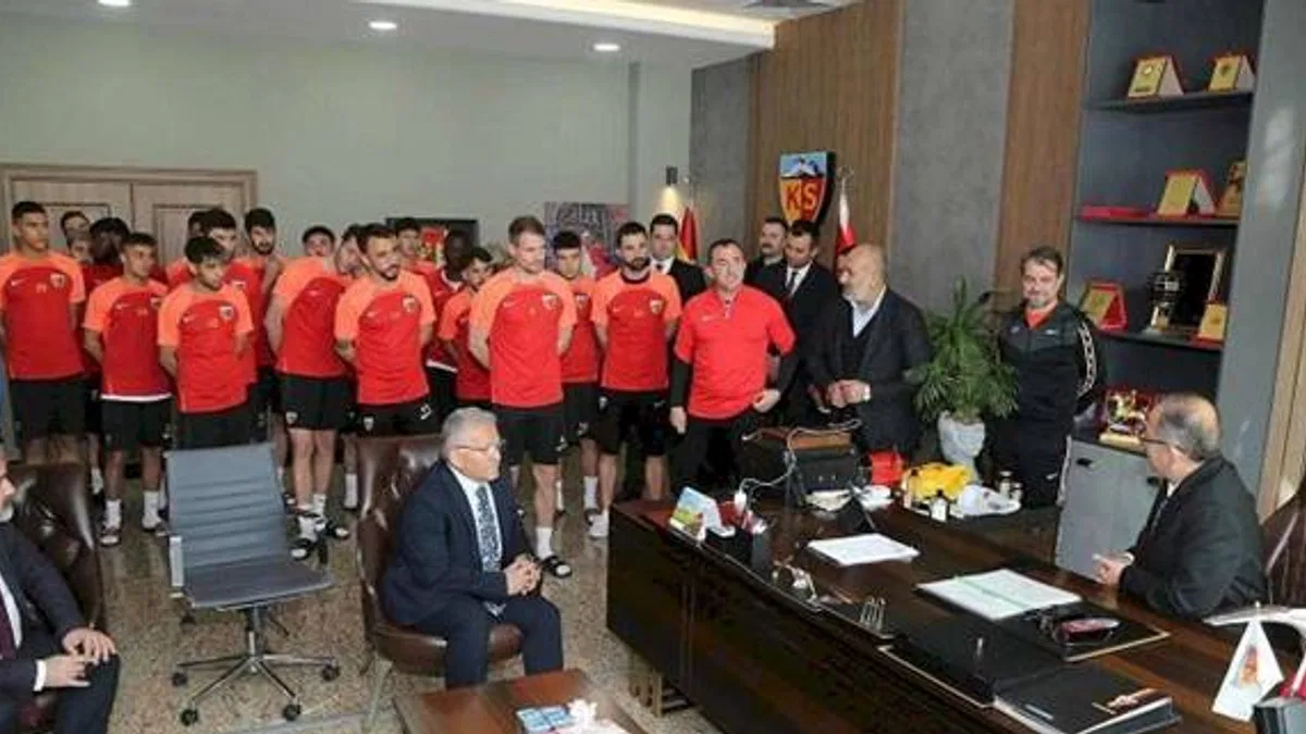 Kayseri protokolünden Kayserispor'a ziyaret