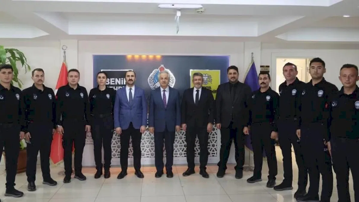 Konya'da komiserliği kazanan zabıta memurları görevde