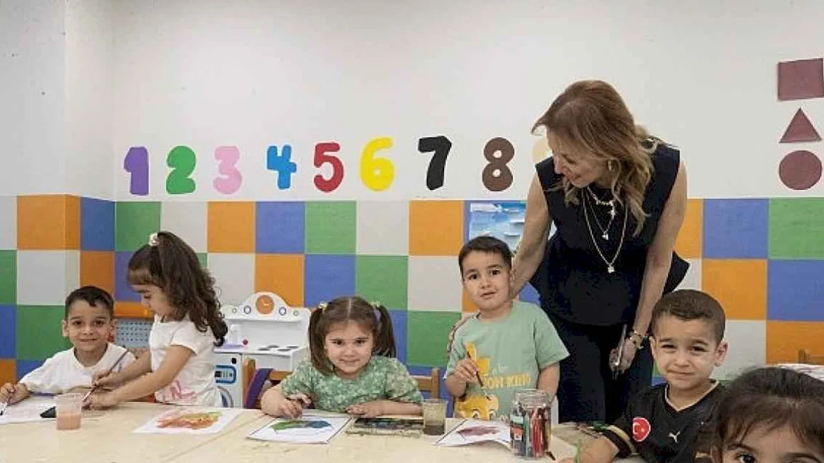 Konak'ta 'Mutlu Çocuklar Oyun Evleri'ne kayıtlar başladı