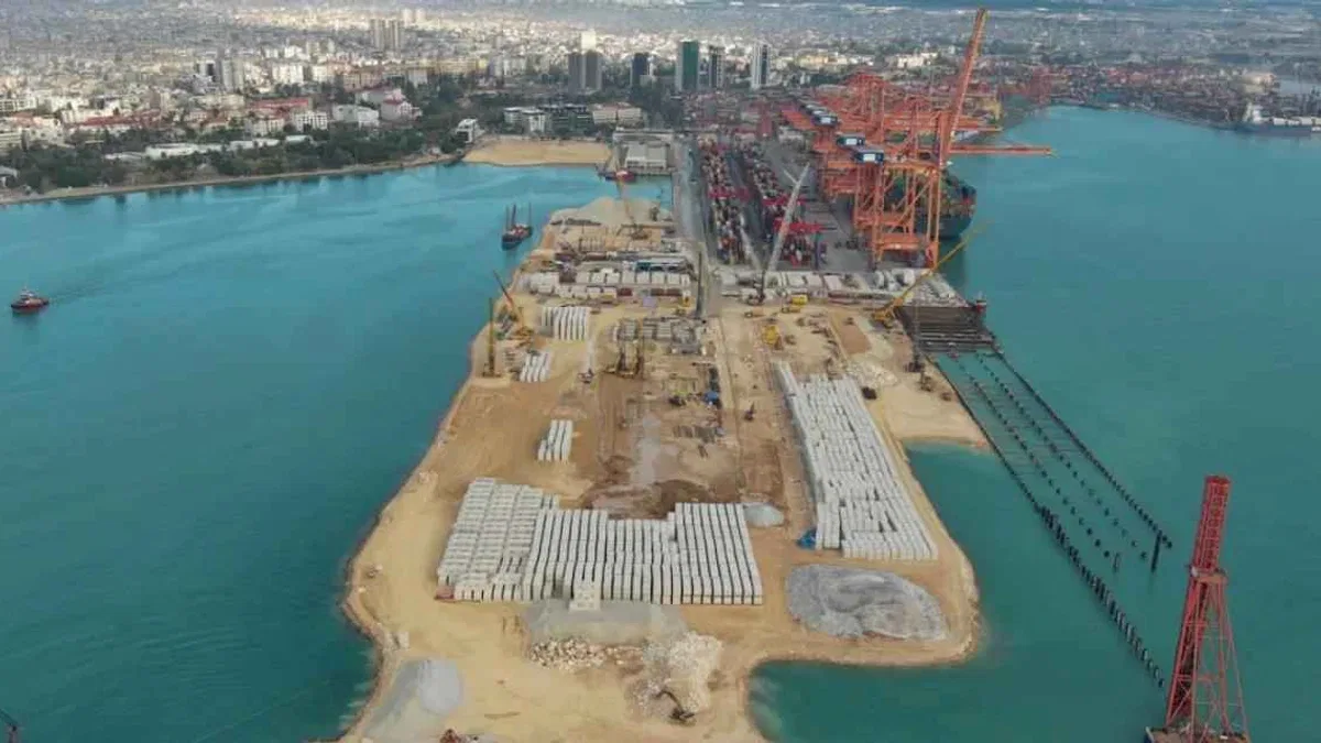 Mersin Limanı genişliyor... Mersin'in kapasitesi 1 milyon TEU artacak