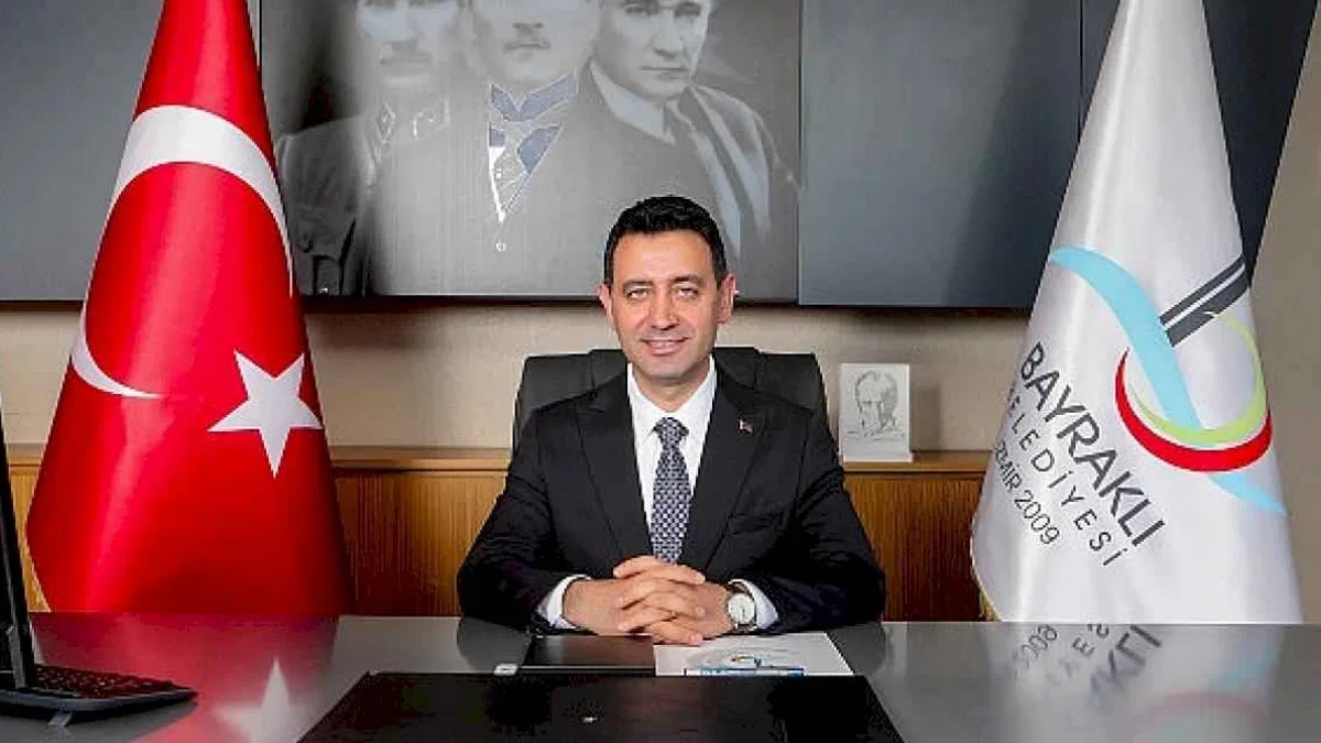 Başkan Önal'dan yeni yıl mesajı: "Bayraklı'yı daha ileriye taşıyacağız"