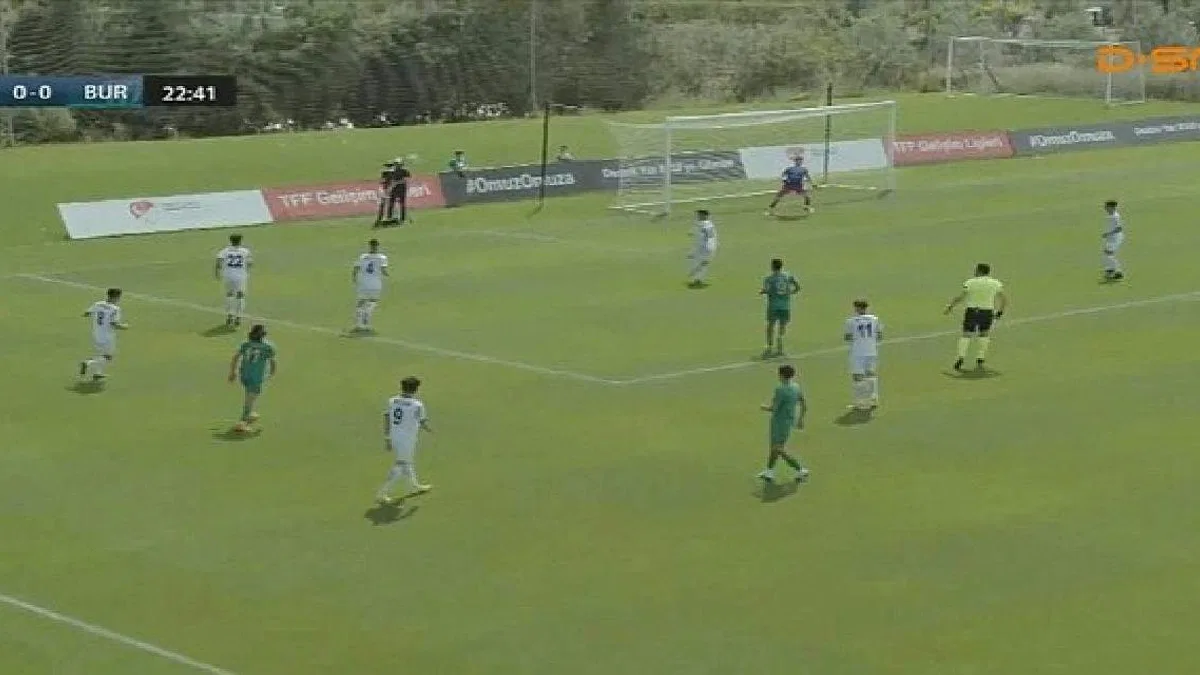 U15 Gelişim Ligi'nde finalin adı: Bursaspor - Corendon Alanyaspor