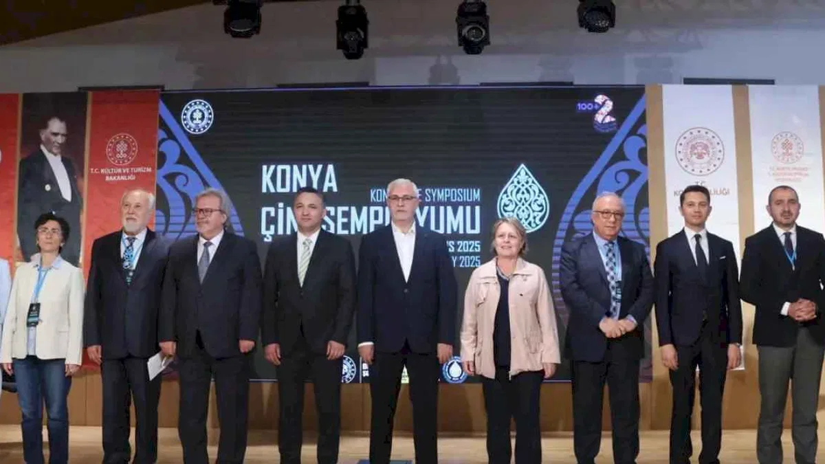 Konya Çini Sempozyumu'nda çini sanatı ele alınıyor