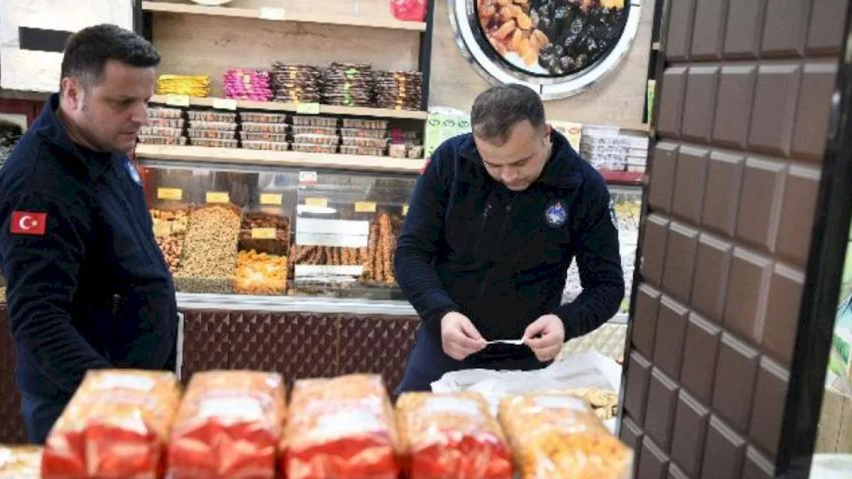 Çayırova Zabıtasından yılbaşı denetimi
