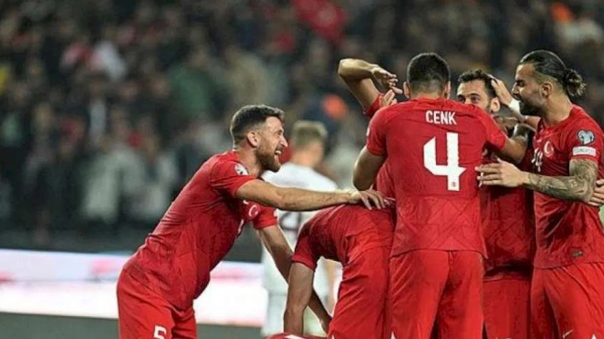 A Milli Futbol Takımı, FIFA sıralamasında dört basamak yükseldi