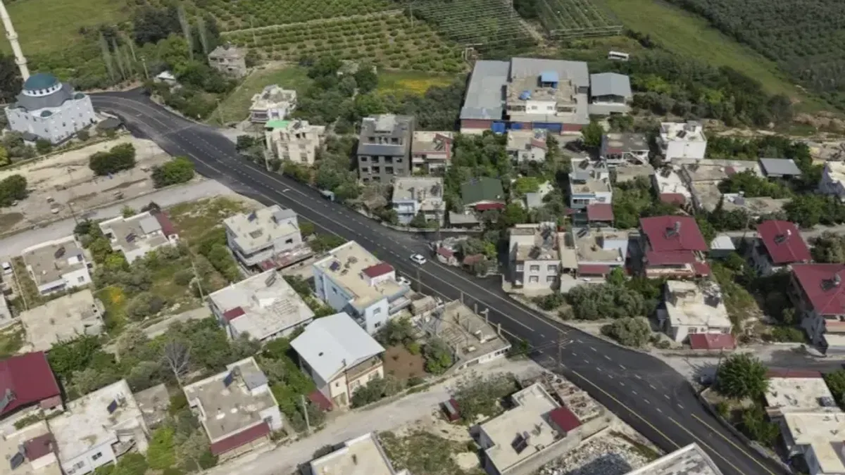 Mersin Silifke’de yollar yenilendi