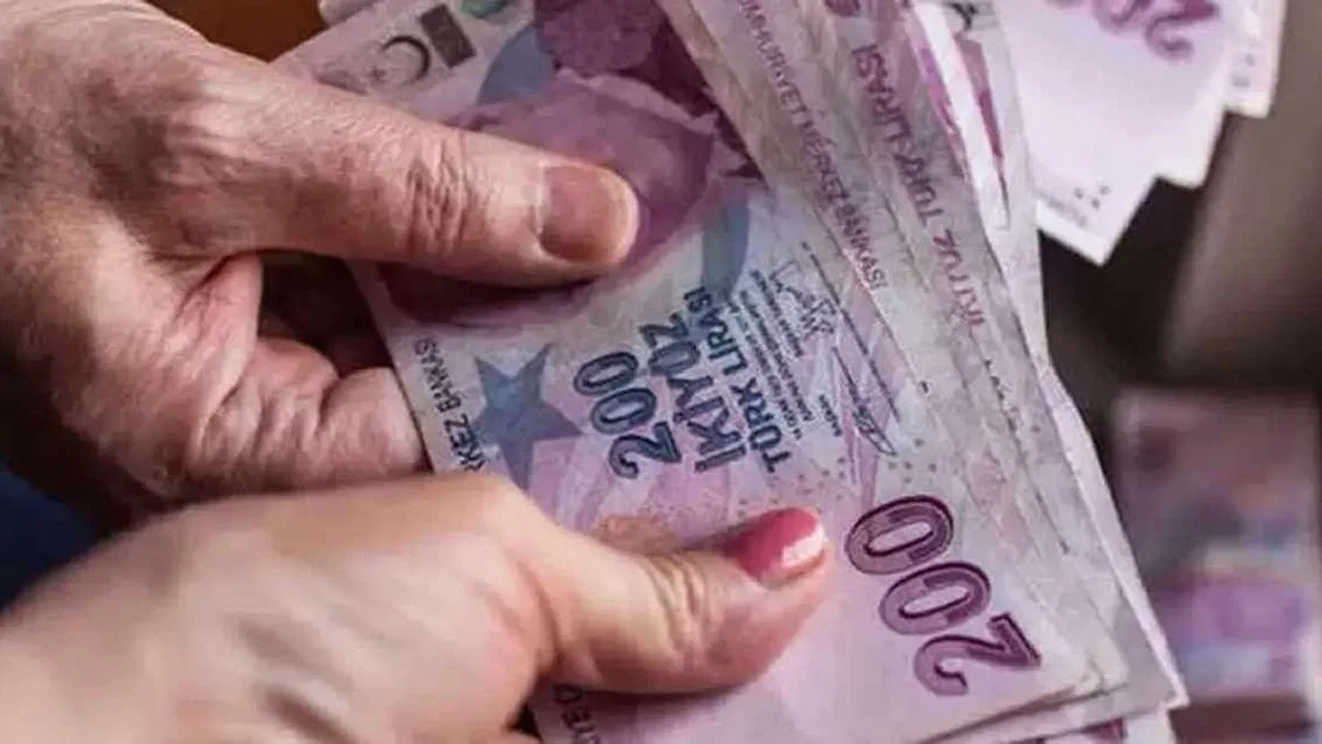 Yaşlı ve engelli aylıkları artışlı hesaplarda