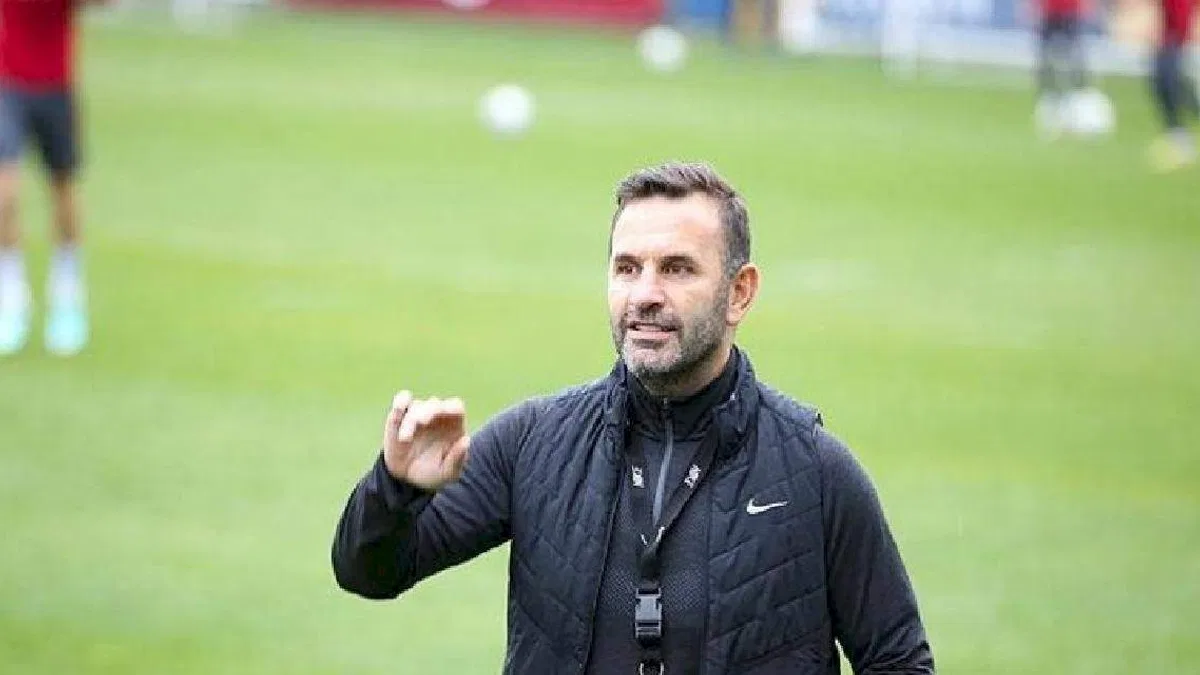 Galatasaray'da teknik direktör Okan Buruk'tan Hatayspor maçında 3 değişiklik