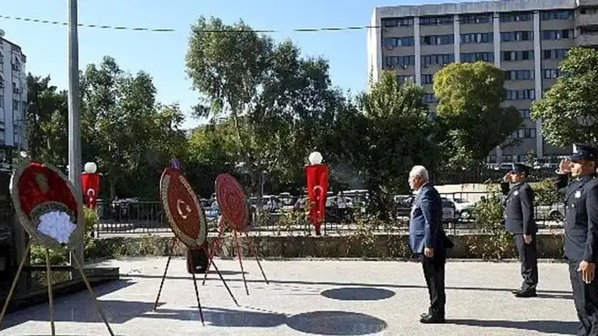 Başkan Selvitopu Gaziler Günü'nü Kutladı