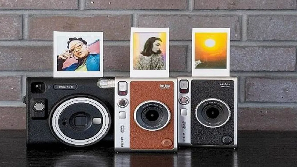 FUJIFILM instax mini Evo'nun yeni rengi: "Evo Brown"