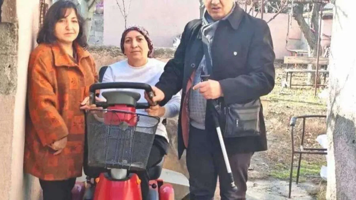Şiddet mağduru kadına akülü araç