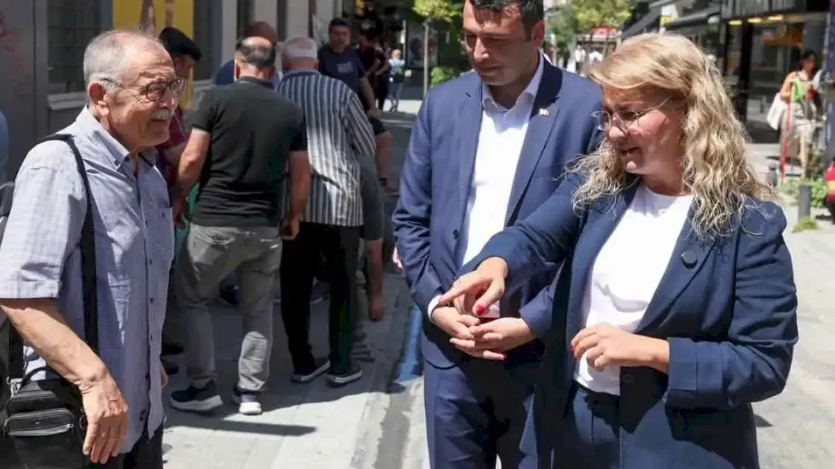 İstanbul Bakırköy'ün yolları yenileniyor