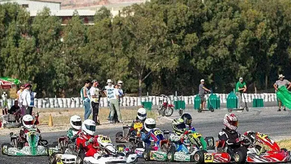 Karting Coşkusu İzmir Park'ta Yaşandı