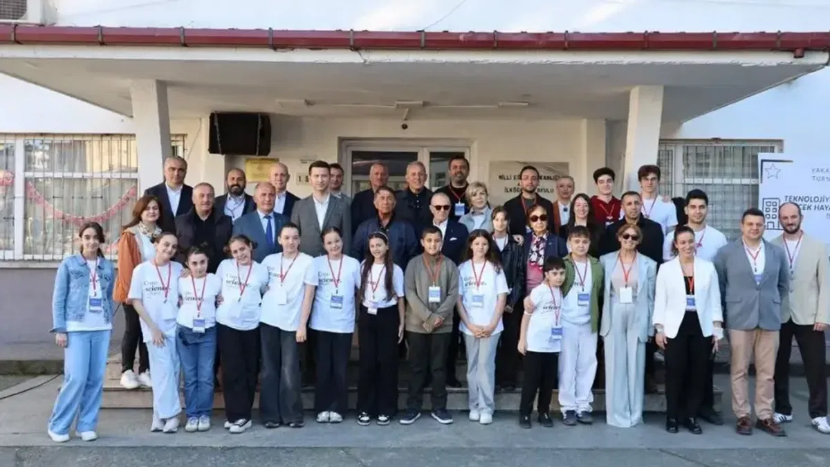 Arhavi’de 'Vicdanlı Bilim Şenliği' büyük ilgi gördü