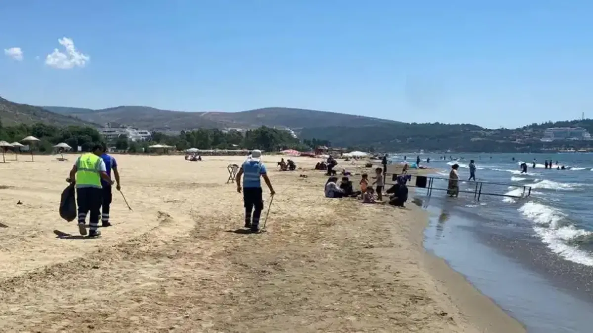 Efes Selçuk sahillerinde temizlik mesaisi devam ediyor