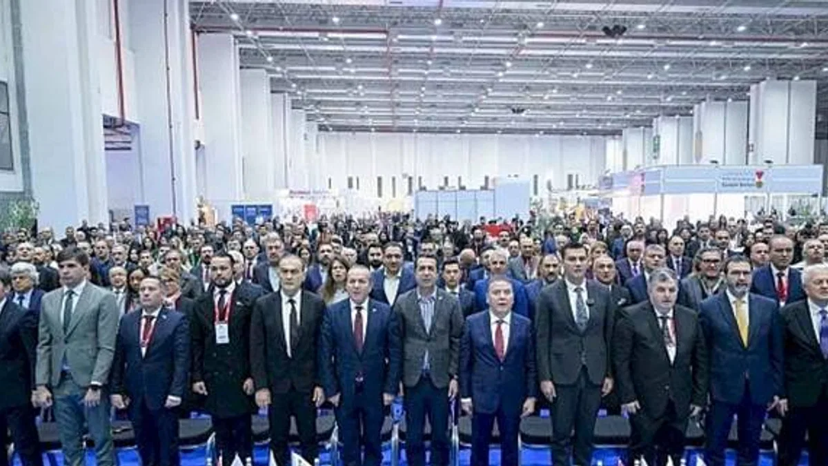 Sağlık ve turizm sektörlerinin kalbi İzmir'de atıyor